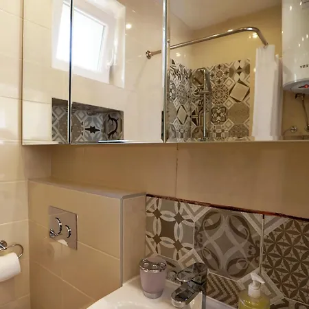 Kula Park * سبليت